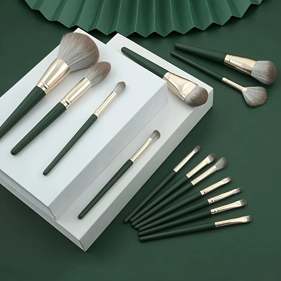14-Piece Makeup Brush Set - Nylon Bristles - A 14-piece brush collection for foundation, contour, blush, and eye makeup. Soft nylon bristles ensure smooth blending. Comfortable handles give better grip and control. Ideal for beginners and beauty lovers.