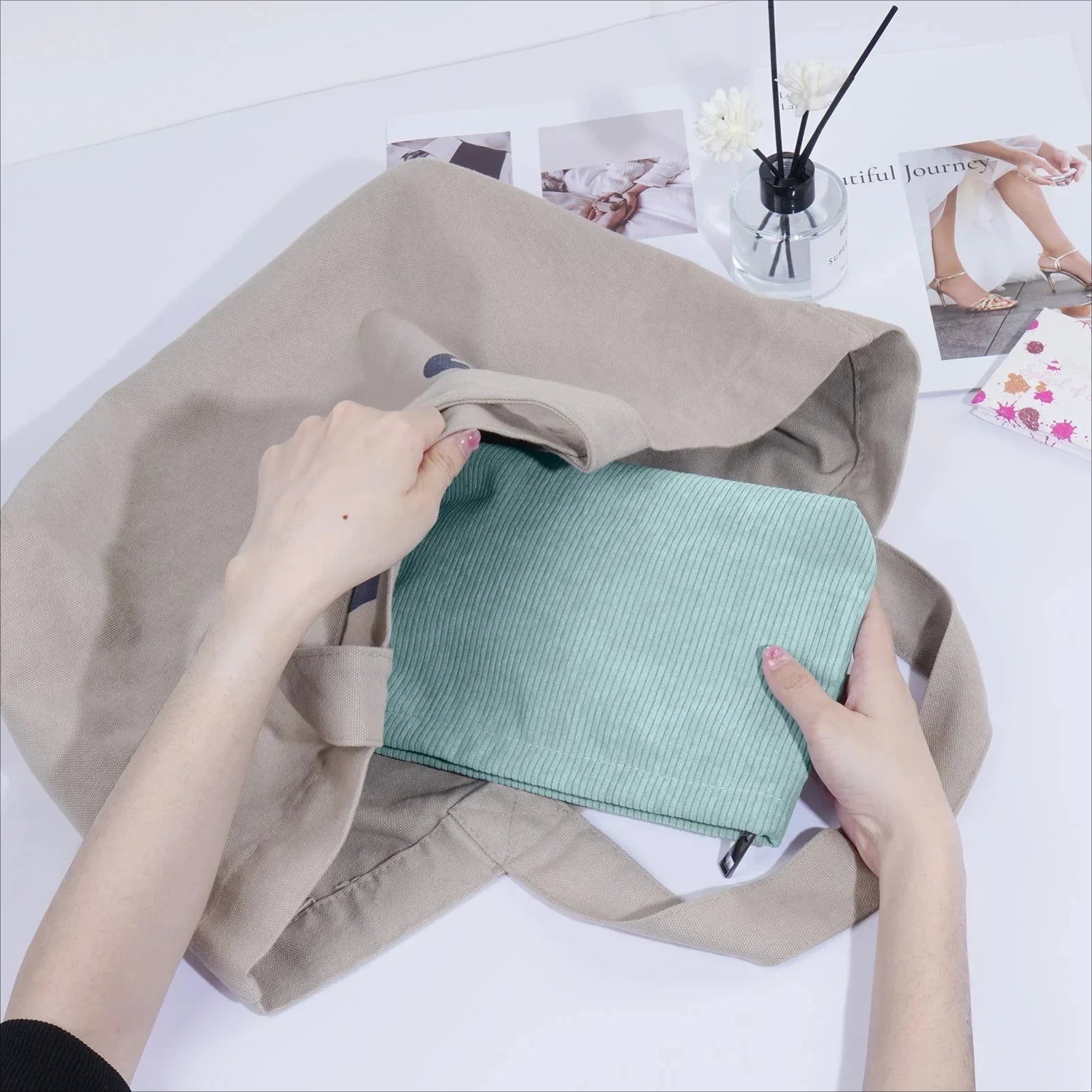 Corduroy Cosmetic Bag - Soft Travel Case A soft corduroy cosmetic bag with a stylish look and roomy interior. Ideal for storing makeup, brushes, and small skincare items. Lightweight, durable, and easy to carry for travel or daily use.