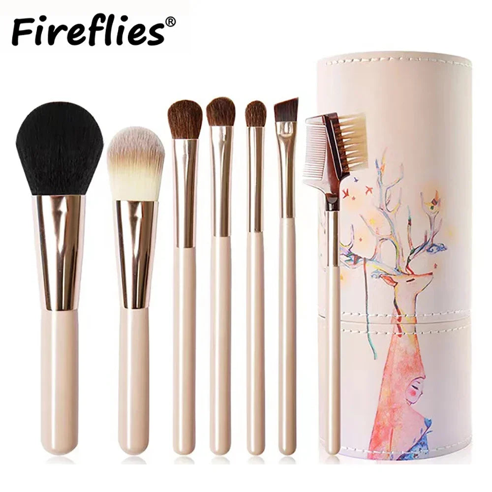 The Essential Pro Brush Collection (13/33 Pieces).A soft professional brush set designed for smooth blending and precise makeup application. Perfect for foundation, contour, blush and eyeshadow. Available in 13 or 33 pieces.