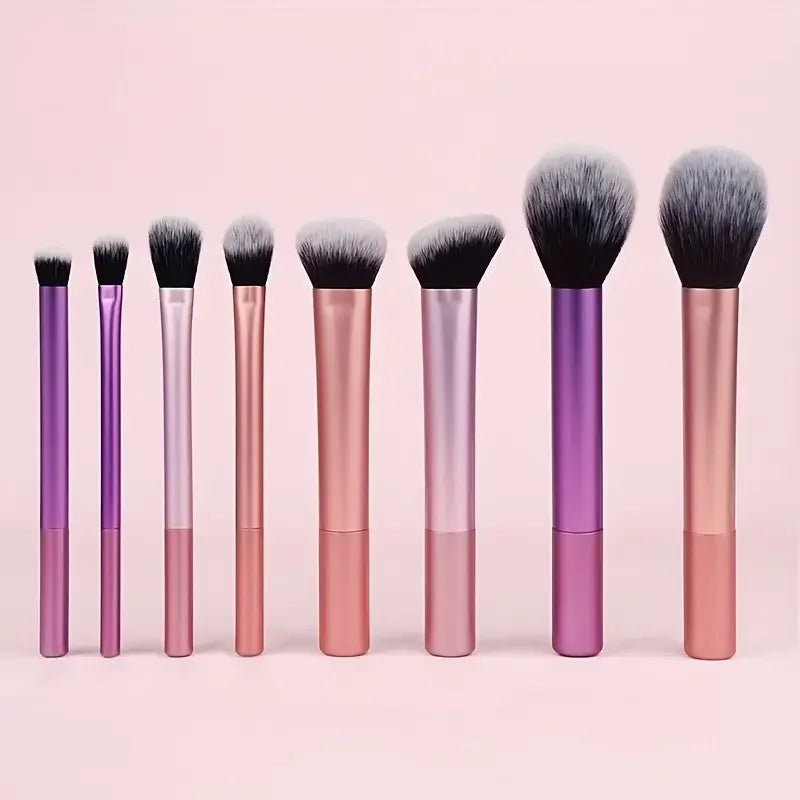 8-Piece soft Synthetic Makeup Brush Kit - A compact brush kit designed for natural looks and full glam finishes. Lightweight, soft and beginner-friendly.
