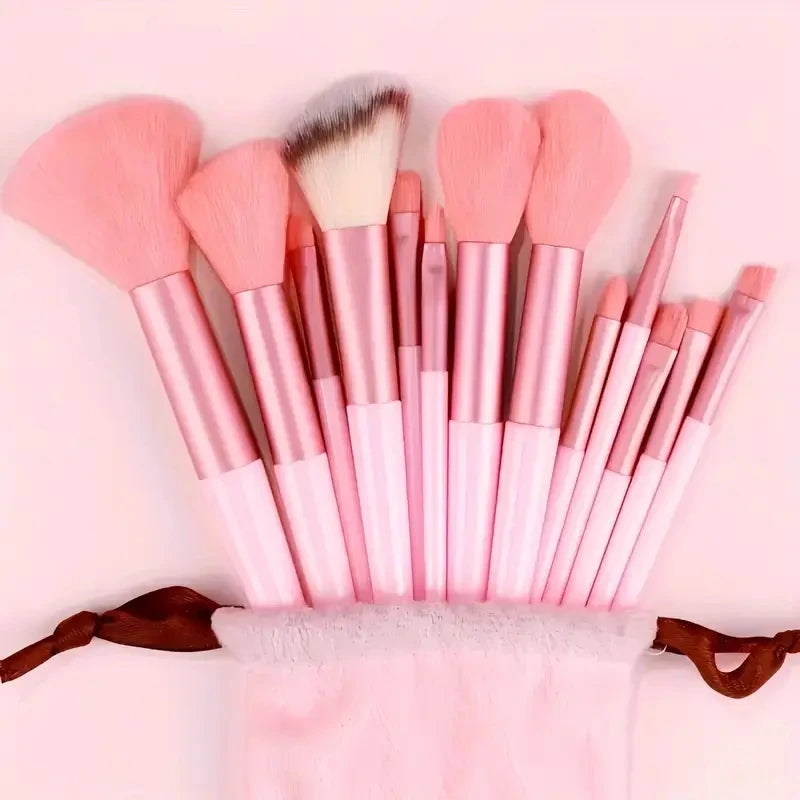 The Essential Pro Brush Collection (13/33 Pieces).A soft professional brush set designed for smooth blending and precise makeup application. Perfect for foundation, contour, blush and eyeshadow. Available in 13 or 33 pieces.